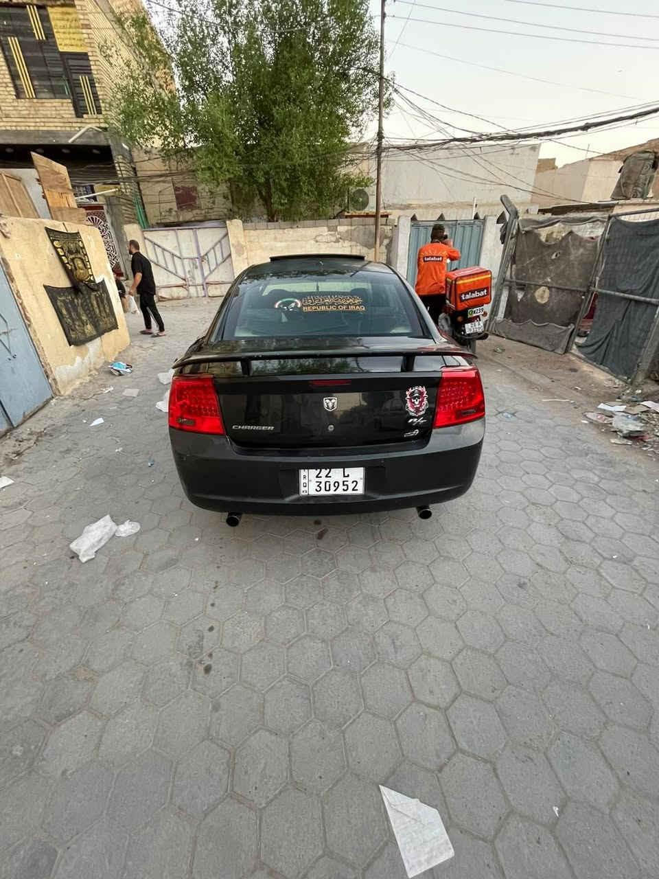 جارجرموديل 2010
فول فتحه تبريدويه السويج
تخم تاير جديد حداديه جديده
كيرومكينه مضبوطات هيمي 
دواخل جلد سياره ماعايزه شي نضيفه 
رقم اربيل انكليزي الى 2029
مكان السياره نجف بيع اومراوس 
***********
