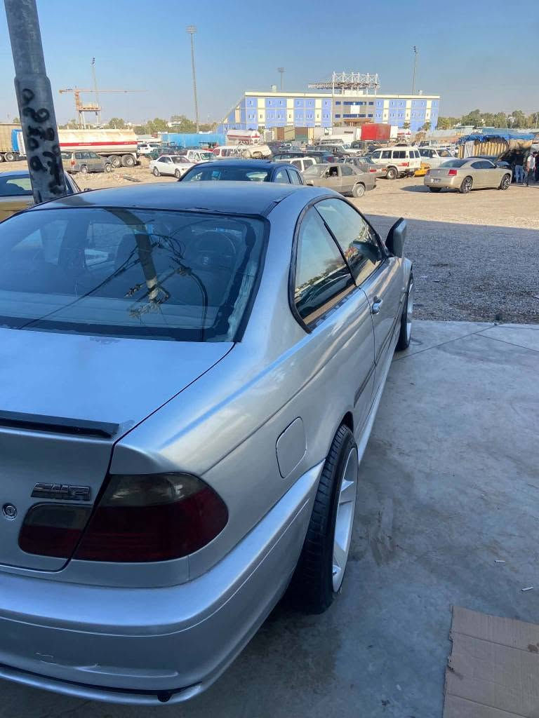 bmwمۆدیل200سەیارەکە ساقە کۆد و بارکۆد  گیڕو مەکینەی بەشەرت گیڕ تۆ ماتیک مەکینەی کەپس28 چوار تایەو ویلی لۆکی لەژیرە کارە بایاتی بەشەرت لایتی زینۆن ئایپات تەقەو ڕەقەی بەشەرت گۆڕینەوەیش ئەکەم لەسەر دڵ گرتن سعری28گەڵا ژ.م*********** كالار, السليمانية
