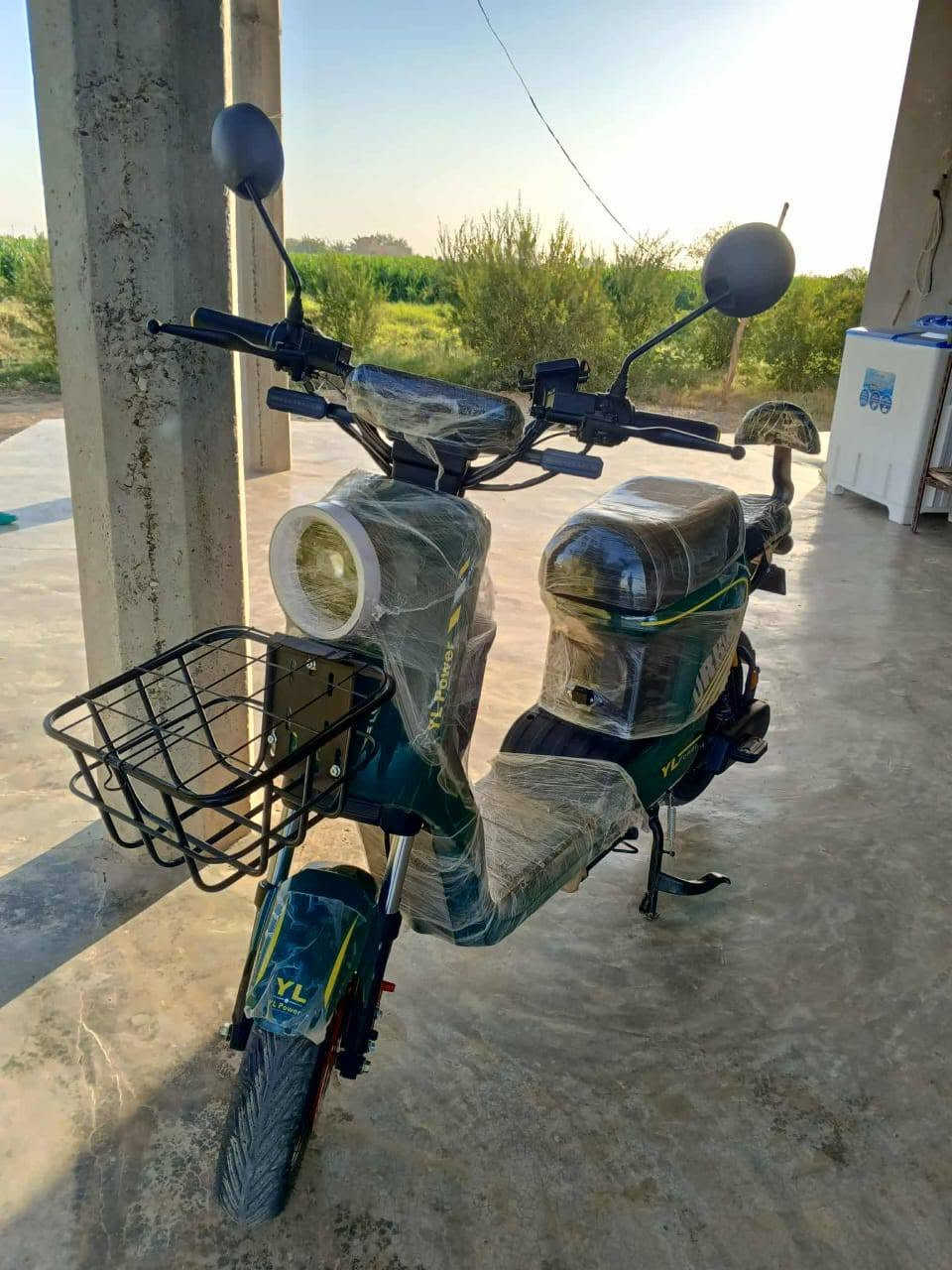 سلام عليكم
بايسكل شحن للبيع 

نضيف حيل✅

2026

تايرات مبدلهن جدد💯

بايسكل سبورت رياضي مو عادي✅

بطاريات 5 Wenley  الاصلي ✅

بطاريات 32امبير✅

شرط تفحص بطاريات وعقل💯
شاحنهWenley  الاصليه

مكانو الحويجه 

سعرو خاص 🔥

اتصل وتدلل***********
