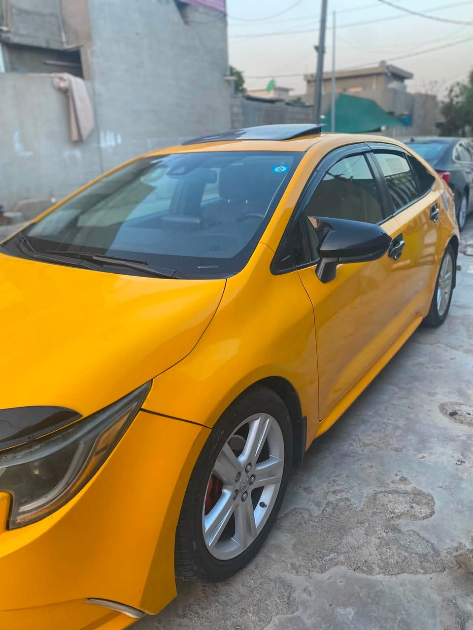 كورلا موديل ٢٢
ضرر بس بونيد مبدل بدون دواخل
 ايرباكات سليمه 
منظومة غاز 
بطاقة بانزين 
مواصفات LE
سنوية نهاية ٢٠٢٨
للاستفسار ***********
