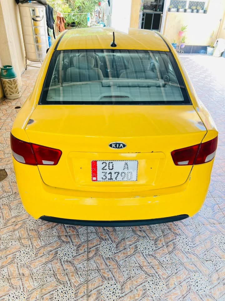 فورتي ٢٠١١ ضاراها جاملغ خلفي سياره جديده مكينه بيه حاويه جديده تبريد شغال سنويه جديده سياره خير من الله السعر ٦٣ وبيه مجال تفاصيل اكثر الاتصال 

‭***********‬
