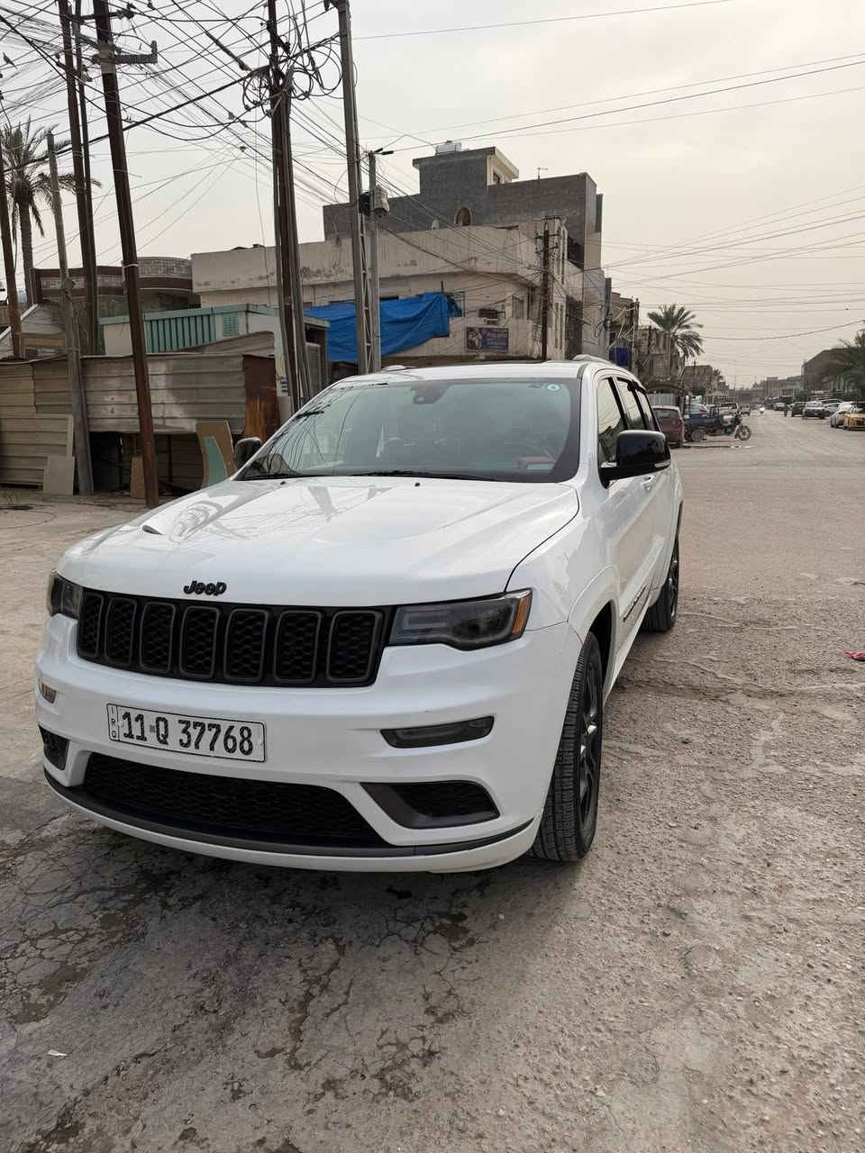 للبيع جيب limited X
لمتد اكس موديل ٢٠٢٠ 
رقم بغداد الجديد بأسمي 
هزة جديدة ماشية ٨٥ مواصفات : 
فتحة
محرك ٣٦٠٠
شاشة جبيرة + كامرا دوارة
رادار جانبي + نقط عمياء
كشنات  جلد  + ثنينهن كهرباء
كشنات خزن ميموري
  تدفئة كشنات امامي  
تدفئة ستيرن
شفتات ستيرن
سستم صوت + دمام خلفي
تشغيل عن بعد
مري قلاب عند الرجوع
اشاير مري
هيتر مري
جنطة كهرباء
حساس خلفي
دبل كزوز
لايت led + منظومة زنون اصلي
بريك تلقائي عند الرجوع
نظام اوتو ستوب عند الوقوف
نظام eco,sport
ماسحات اوتو
ويل حجم٢٠
وباقي المواصفات المعروفة 
ماشيه ٨٥ الف وحادثهة دعاميه  امامي  وبنيد كلير من امريكه موضح بصوره  وصور الحادث موجودة 
والسعر ٢٧٥$  ورقة  وبيها مجال للشراي للاستفسار 
***********
مكاني بغداد مشتل
