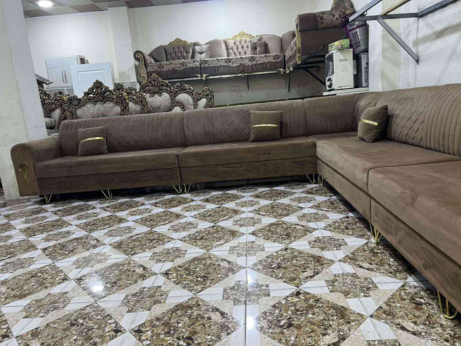 كنب • ١٣ مقعد • كلار