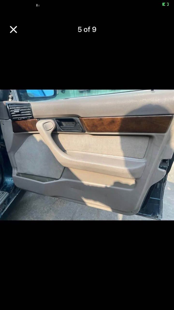 Bmw1994 /25ger 7ade سەیارەکە مووسە ئاڕمی سۆرانە سەنەوی لەگەڵە بەشەرتی ئەوەلیات  سەیارە کە تاک ئیشە کا سحری ٢٥مەحمەلەی کەم  شوین هەولیر ڕەنگی زەیتوونی تاریک ویل m18سەیارەکە لەقەتی خۆی بیزارە بەس تاک ئیشەکا ئیستا  کارەبایو شتی حەیبی نیە مالی دزیاریو قەرداری بەشەرت  رقمتەلەفۆن*********** أربيل, العراق
