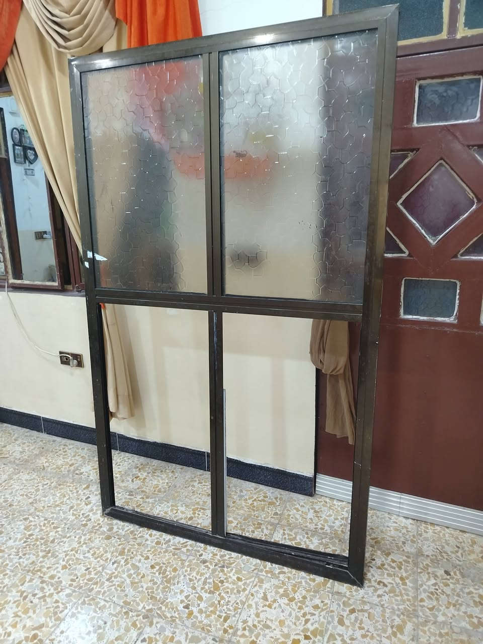 المنيوم • ارتفاع ٢٤٠ • متر ونص