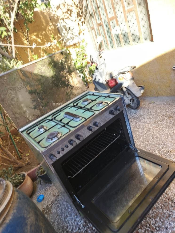 طباخ كبير 5 عيون أبو الفرن نوع عشتار الأصلي نضيف جدا كله شغال سعره 190 وبي مجال للشراي المكان كربلاء الاستفسار *********** كربلاء, العراق
