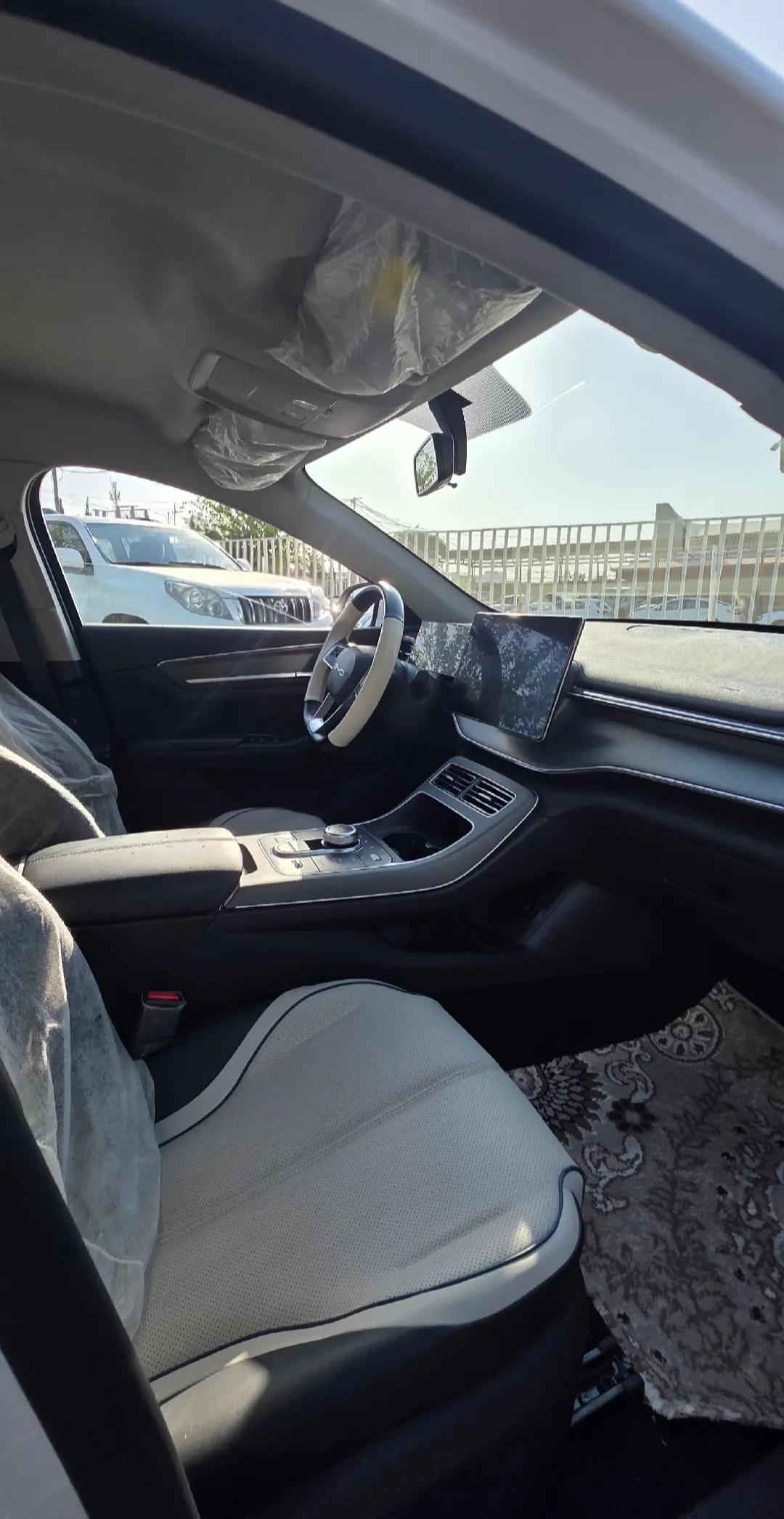 ـ05 BYD ـ2025 بی بۆیاخ مواصفات   ئاوینە ئیشارات ،  ناو سپی ،  کوشن جلد ، گیچ ئەلیکترۆنی ، ویل کڕۆم ، سوکان ڤۆلیوم ، سوکان تەلفون ، کامیرە ، حاسە ، لایت لید ، ویل کڕۆم ، دەسک بصمە ، بگ لایت لید ، دوای حاسە  ـ23.000 Km بۆ زانیاری زیاتر کۆمینت یان پەیوەندی بکە ☎️.  ***********📞 *********** 📞  ناونیشان سلیمانی شەقامی مەلیک محمود  Salahaddin Auto — معرض صلاح الدین  https://maps.app.goo.gl/GTqjTbohj8BvP
