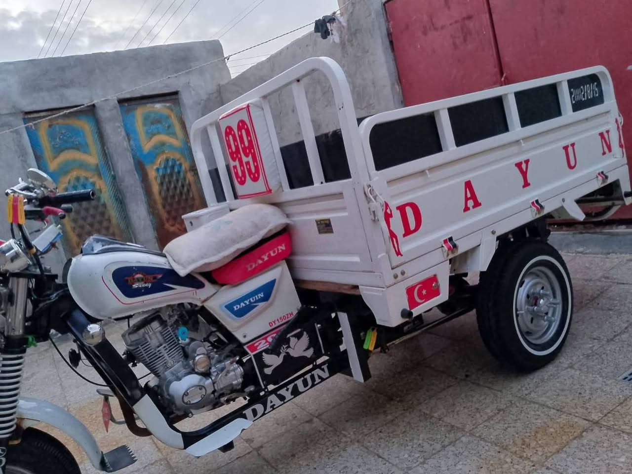 سلام عليكم خوان ستوته للبيع موديل 20 جاهزه من كلشي كفاله عامه السعر 1400 وبيهه مجال للطيبين مكاني ناصريه سوق الشيوخ كرمه بني سعيد الستفسار عله هاذه الرقم ***********
