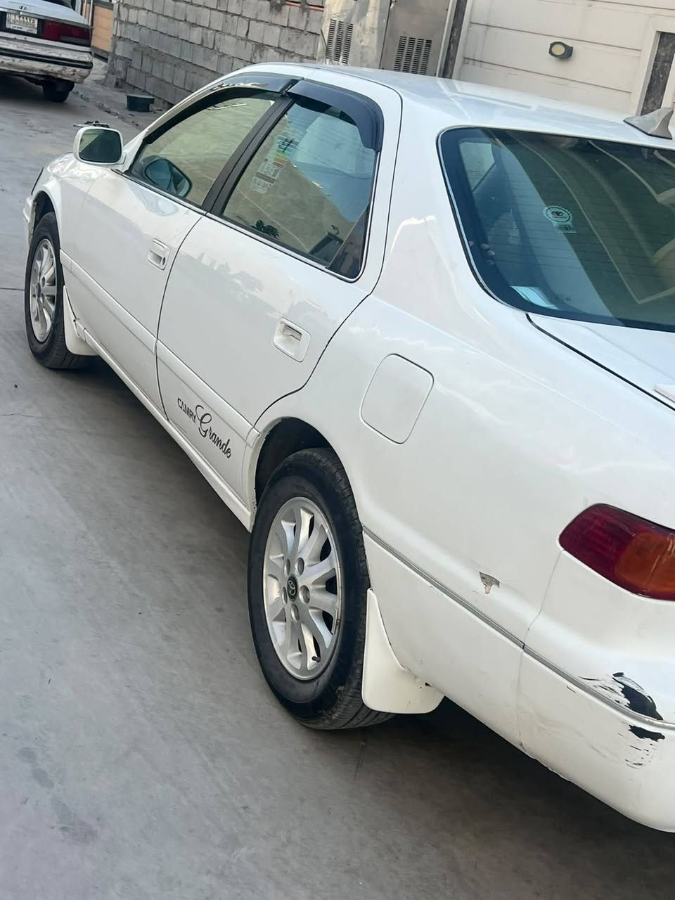 كامري 2001 ابيض
:السلام عليكم
كامري ٢٠٠١ للببع
 تبريدشغال
 تخم تاير جديد
 باتري جديد
 سنوية جديدة  : 4سلندر  2200 مكينة ابو جف المرغوب السعر ٧٥ وبية مجال 
مكاني ديالى بعقوبة 
***********
