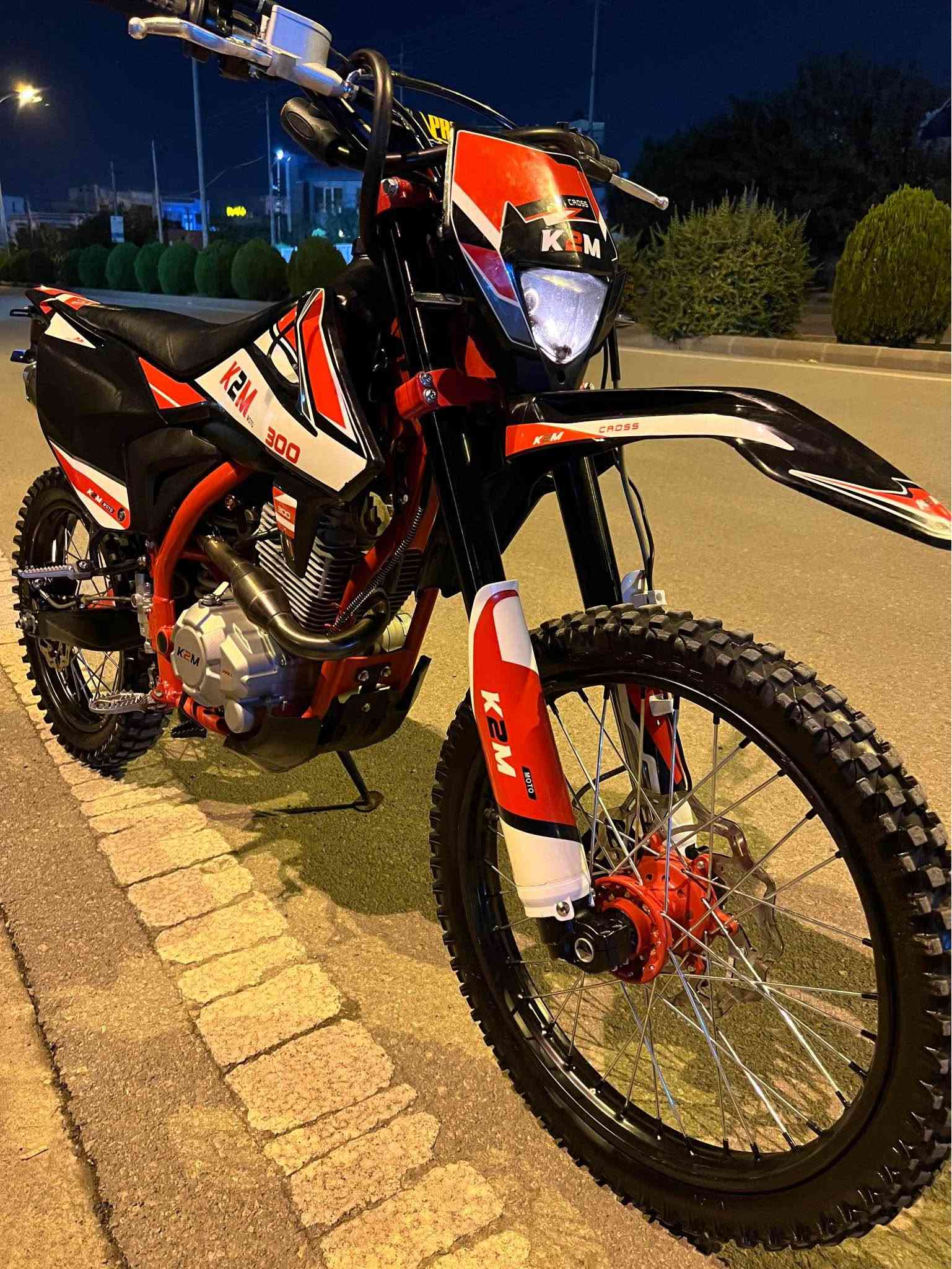 K2M • ٣٠٠ • ٢٠٢٤