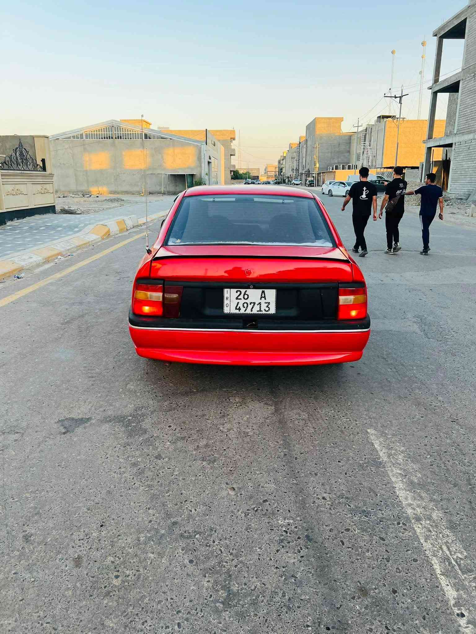 السلام عليكم 

اوبل فكترا موديل محدث 1993 صبغ عام جماليه بدون ضرر 
رقم وهزه جديد بسمي صلاح الدين شرط التحويل
ثاني يوم مشروع وطني سنويه2031
محرك 1800 المرغوب شرط كير عادي
صدر امامي خلفي جديد تخم تاير
غرفت السياره كله جديده. داخل بلادي 
محرك / صدر / تخم تاير / كهربائيات كله شغاله / 
السياره جاهزها من كل النواحي متصرف عليه ألف
السياره بدون ضرر
مكان السياره تكريت القادسيه  السعر35 وبيها مجال 

‭***********‬

‭***********‬
