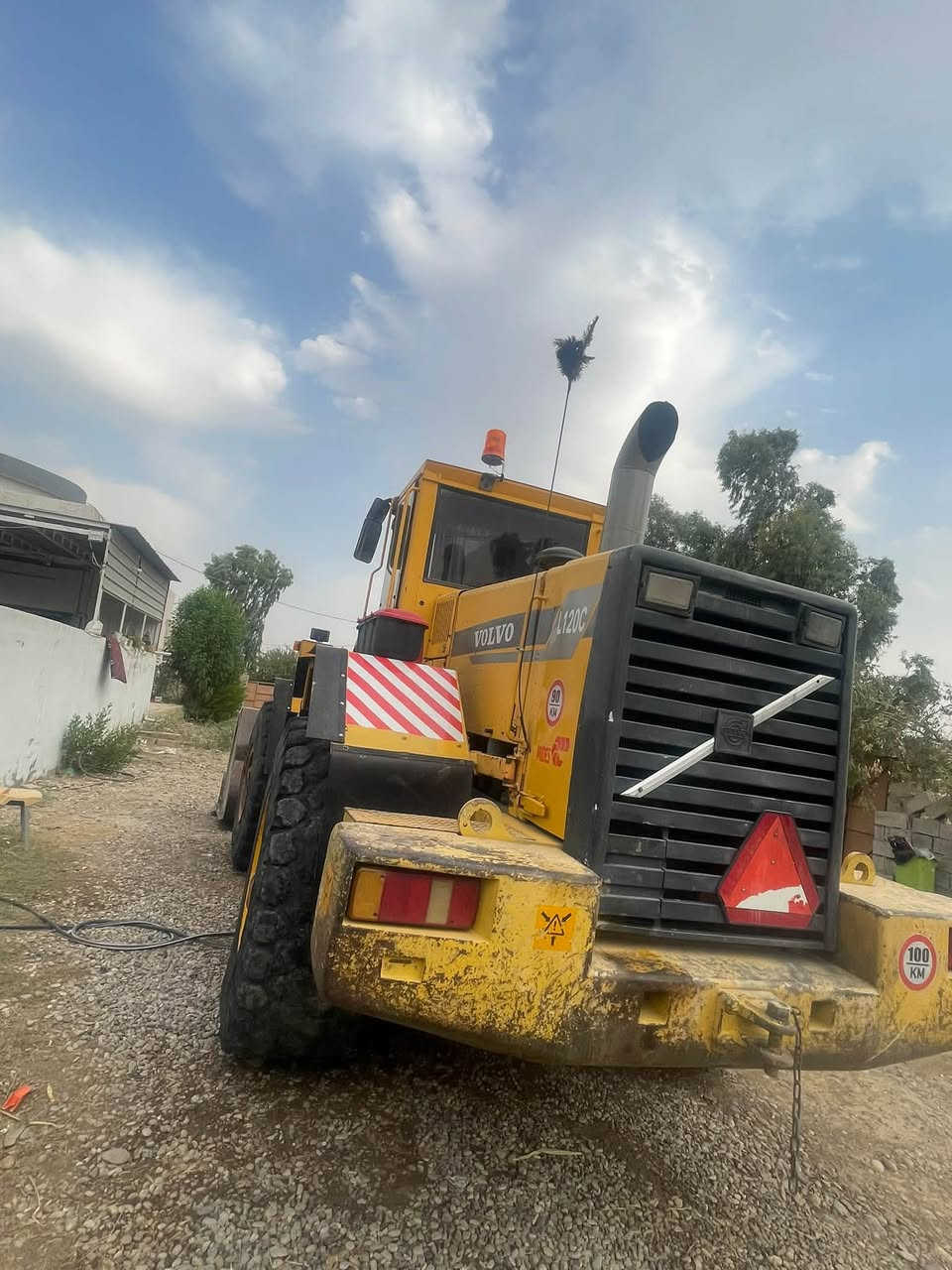 ‏سلام عليكم شفل فالفو حجم 120سي رقم سليمانيه جاهز على شغل موديل ٩٩سعر على رقم الهاتف ***********
