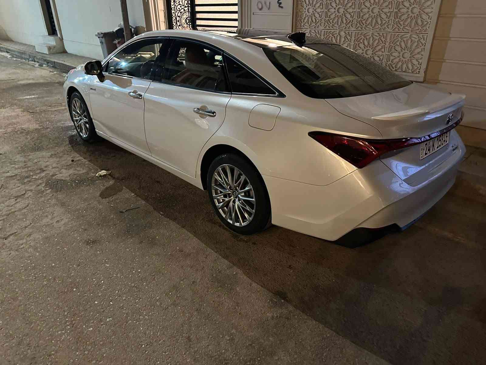 سلام عليكم افلون موديل2023 عبد الاطيف مكفوله ماعده شبر PDR بالباب
رقم دهوك تريد تحويل تريد وكاله فول مواصفات ماشيه 18KMحقيقي
رقم تلفوني ***********
