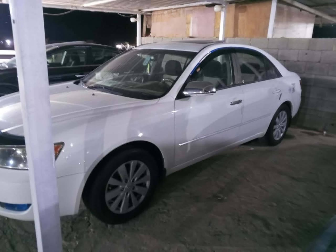 سوناتا 2008 وارد امريكي ليبل واحد  السيارة مكفوله محرك 2400  تحكم ستيرن فتحة سقف رقم بغداد  السعر 120ورقه  وبيها مجال مكان سيارة بغداد .
***********
