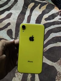 آيفون XR • نظيف ٨٠% • باب العوفي