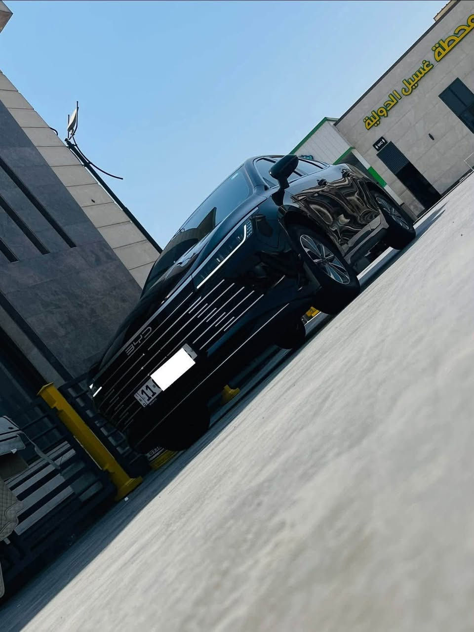 السلام عليكم 
BYD للبيع موديل 2025 لون الأسود الملكي السياره مكفوله ممشاها 3000 كم جديد جداً السياره كارت + بصمه مغلفه ارضية اكياس الكشنات البلاديه لصقة الشاشه برايفسي  شاحنتها غير مستخدمه السياره بحالة الوكالة مكانها بغداد العامرية 
السعر 19 مليون ونص 
للاستفسار للاتصال ***********
