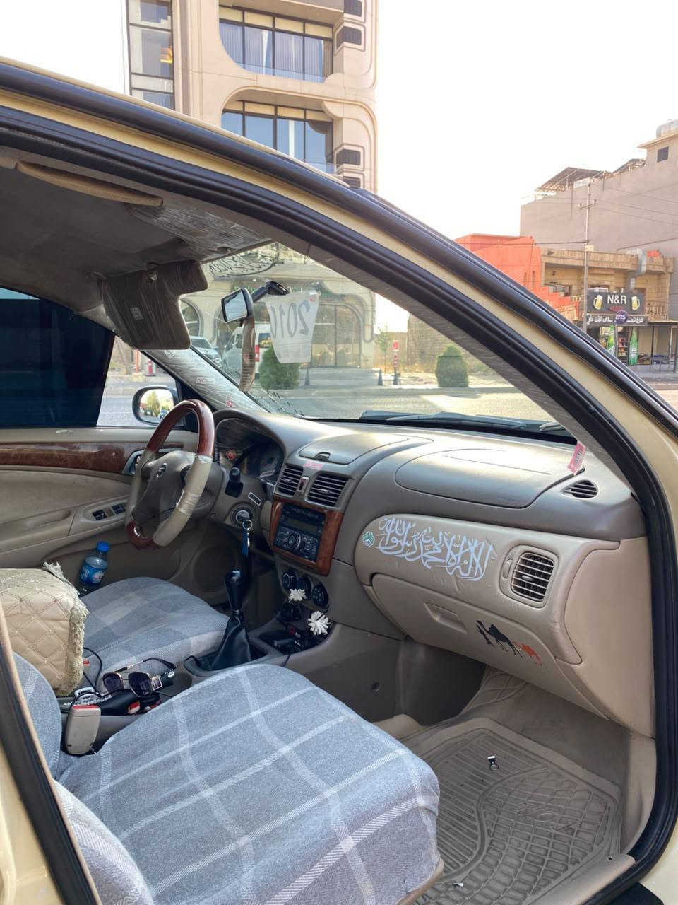 سڵاو نیسانسەنی2010ڕەقەم سلێمانی تا2027تازەیە۳  پارچەو پەڵیەکی بۆیاخە نمونە لەجوانی گێڕو مەکینو کارەبای بەشەرت 4تایەو ویلی تازەگێڕ عادی تەبرید بەشەرت95گەڵاو کەمی مەجال لەسلێمانی *********** السليمانية, العراق
