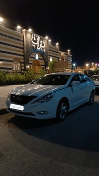 سوناتا 2011 للبيع السعر 40 وبي مجال حگ الجية كصة قماره وجنطة غاز مكينه...
