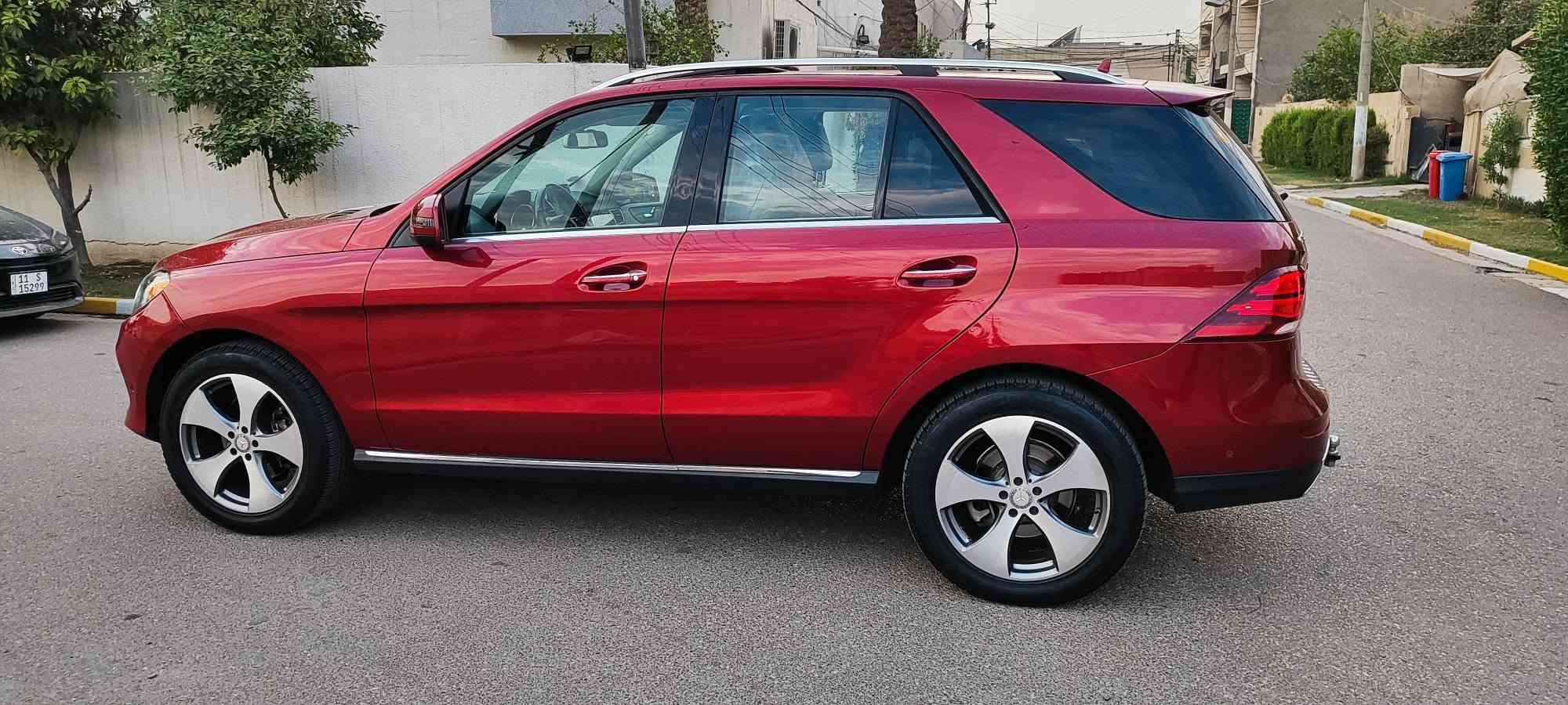 GLE 350 • ٢٠١٦ • ماشية ٨٩٠٠٠ مايل