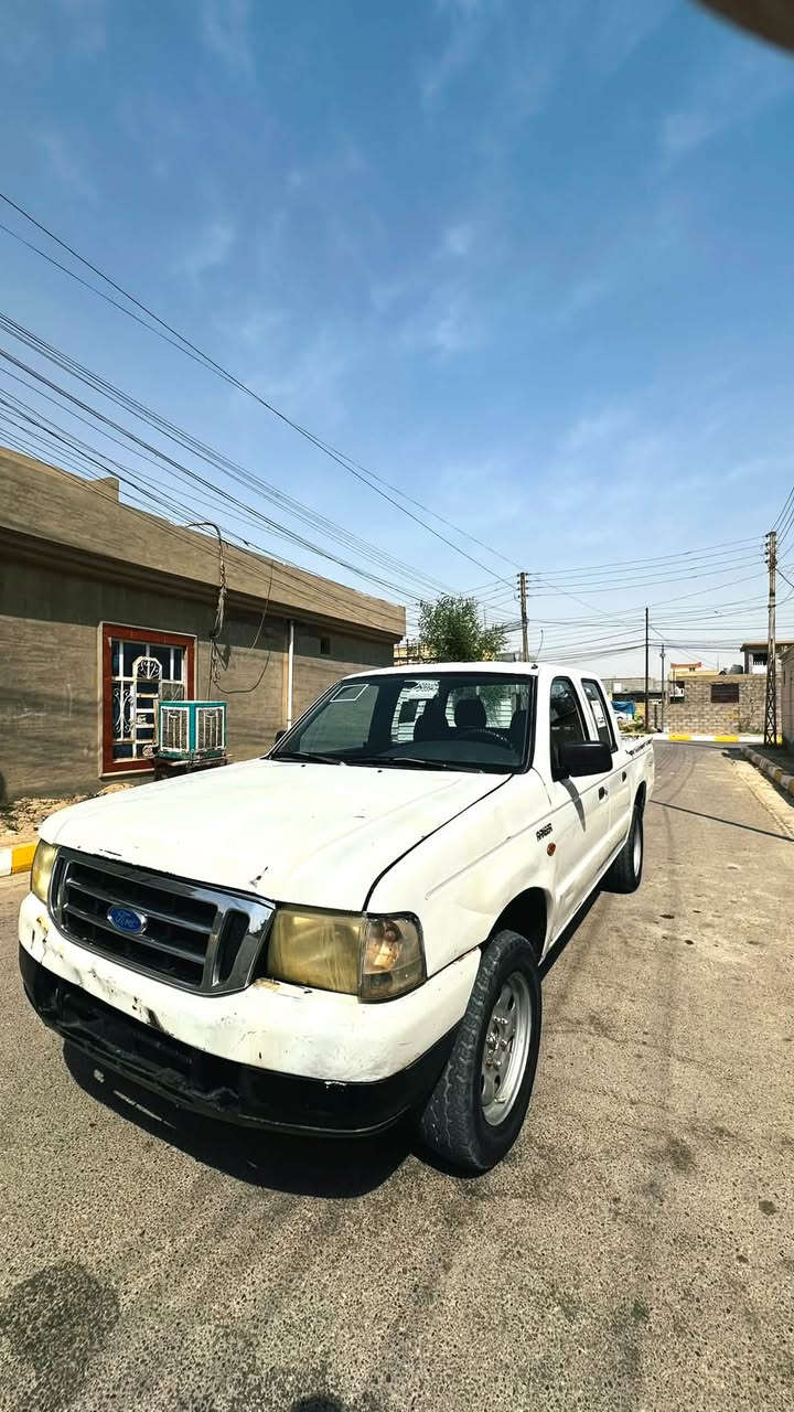 السلام عليكم 
للبيع فورد رنجر 
محرك كاز 
4x4
موديل 2004 
سياره مال مزادات الداخلية
السعر 45 ورقه و بيها مجال 
متواجده في الأنبار عامرية الفلوجة 
للاستفسار 
***********
