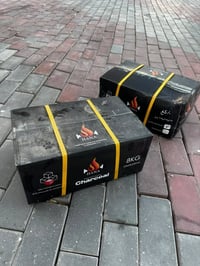 فحم اماراتي ٨ كغم للتواصل ٠٧٧٥٥٦٦٢٧٨٠