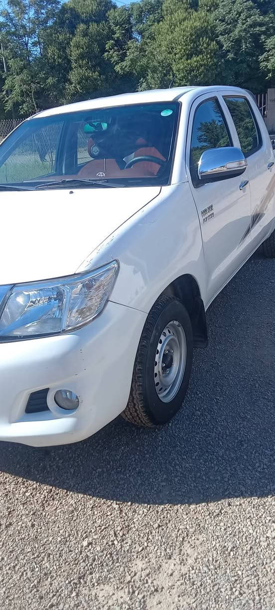 مۆدێل 2013 مکینەوگێڕ ئەکسل بەشرت 200هەزار حقیقی ڕۆشتوە مکینە ی نەکراوەتەوە سەنەوی بەسەرچوە سەیارەی مال خۆم یەک دینا ر مسرەفی نیە  بۆنیدوچەمەلخ بۆیاخ قرچێکی بچوکی هەێە سعر 165معامەلە بۆپەیوەندی *********** حلبجة, السليمانية
