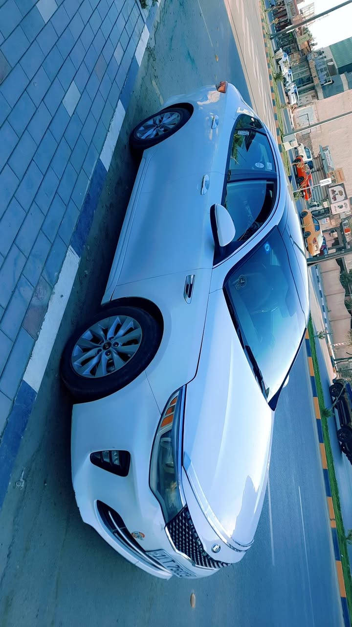 السلام عليكم للبيع  اوبتيما S 2018 
وارد امريكي GDI 2400 رقم بغداد باسمي تحويل نفس اليوم اذا تريد سنويه 2030 حادثه جاملغ ايسر سرقه فقط يعني السياره كلين بدون حادث سونار موجود سياره نضيفه 
السعر. 143 $   وبيها مجال بسيط حك الجية
العنوان بابل
للاستفسار ااتصال:***********
