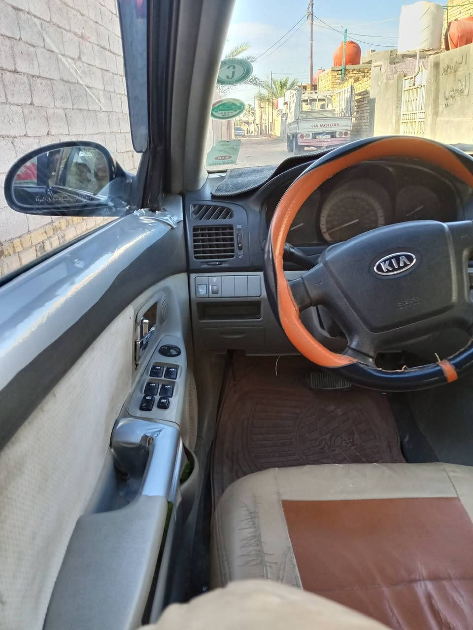 سبكترا للبيع وارد امريكي جاملغ امامي السنويه 8//2027 موديل 2007 سيارة حلوه شوفت عينك والباقي كفاله تبريد ثلج صدر جديد حداديه جديد سعر 76 ورقه وبيه مجال العنوان بابل القاسم 
***********

