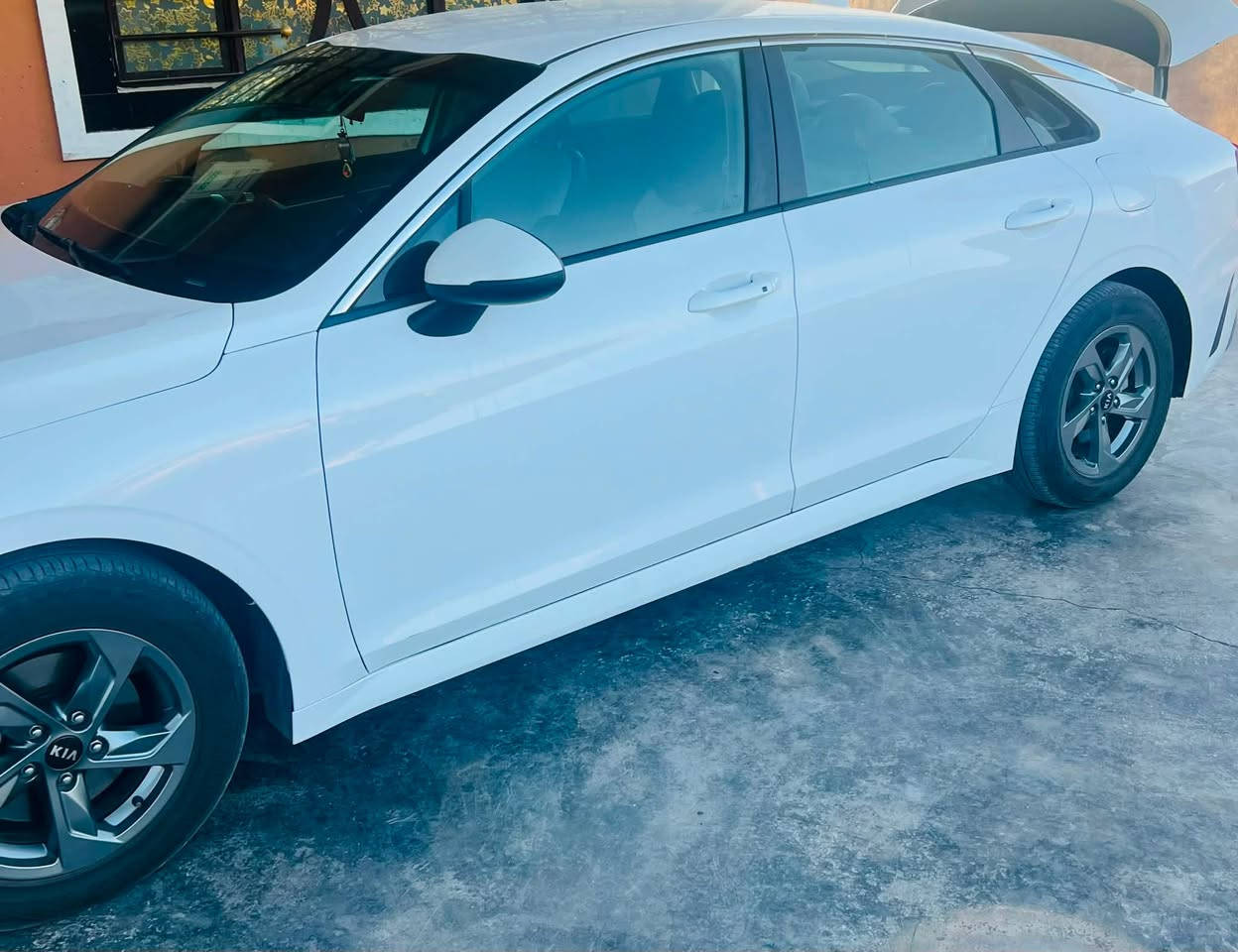 كـي فايـف K5 موديـل 2021 فئـة LXS
رقـم بغـداد بأسمـي 
محـرك 1.6 Turbo
عـداد المسافـة 118 mi
بصمـة تشغيـل
بصمـة ابـواب
تشغيـل عـن بعـد
قيـادة ذاتيـه
تحديـد مسـار 
رادار امامـي
رادار خلفـي
توقـف ذاتـي
كامـرة دواره 
تحكـم ستيـرن جهتيـن
4 وضعيـات قيـادة
4عدسـات زينـون
اوتـو هولـد
سايـد بريـك بصمـه
شاشـة كبيـرة تدعـم كار بلـي

((صور الحادث مرفقه بالمنشور تبديل بنيد وجاملغ ايمن ))

السعـر  153

العنـوان /  بغـداد الكرخ  ***********
