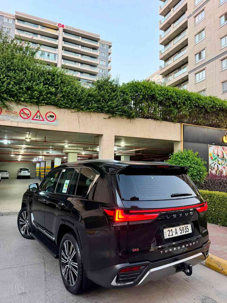 للبيع لكزسturbo  Sport 2023 – شركة ساس

الموديل: 2023
الوكيل: شركة ساس
المحرك: LX600
الممشى:40 ألف كم

☎️***********               10,95 $ 

المواصفات:

فتحة سقف (سلايد)

نظام صوت مارك ليفنسون 25 سماعة

شاشة معلومات رقمية

شاشة لمس

5 كاميرات

كاميرا محيطية

رادار أمامي

رادار الحفاظ على المسار

حساسات أمامية وخلفية

مقاعد جلد باللون الأحمر

تبريد وتدفئة للمقاعد

مقاعد كهربائية مع حفظ الذاكرة

ستيرن كهربائي

بدلات تبديل السرعة (Paddle Shift)

ثلاجة

باب صندوق كهربائي

تشغيل بالبصمة

مرايا كهربائية

مثبت سرعة

وضعيات قيادة ECO

دبل

دبل هواء

بخاخات ماء للمصابيح

إنارة LED وزينون

حالة السيارة:

بدون صب

بدون شخط

بدون رصعات

بدون رمل

الدعاميات واللحية وكالة بدون صبغ

فحص كمبيوتر شرط

محرك وكير بشرط

هزة وبراد وسنوية جديدة

سبير منزل

السيارة باسمي والتحويل مباشر

نظافة زيرو ولا تحتاج أي مصروف

الموقع: العراق سليماني

☎️*********** Singapore
