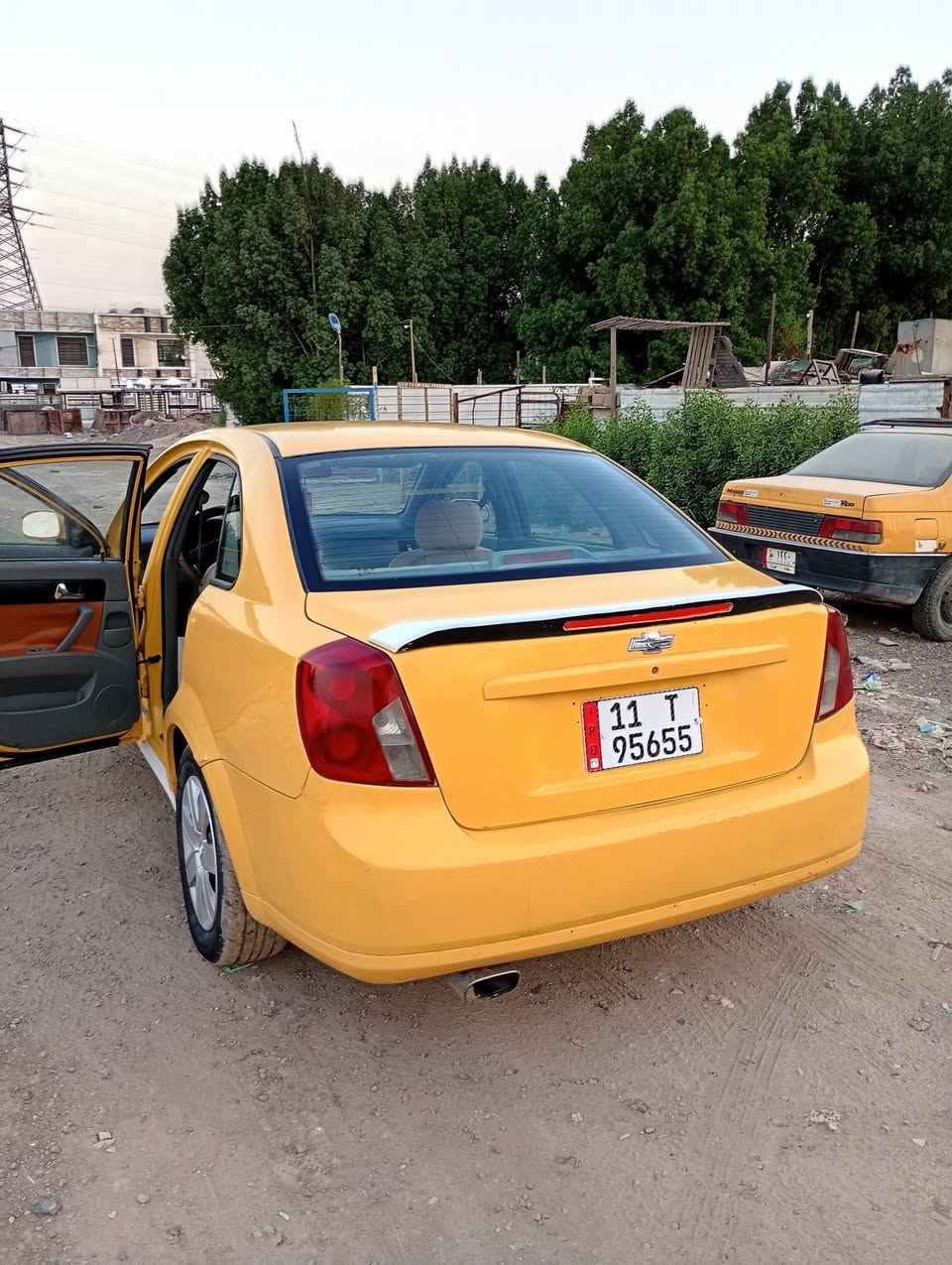 السلام عليكم مرخصت مدير الكروب شباب اوبترا موديل 12 بسمي كير مكينه تبريد خير من الله السياره مصبوغه عام اثر الجراد السياره مصفره هيئه وغرامات  سنويه جديده وهزا جديده عنواني بغداد الدوره رقم الهاتف ***********
