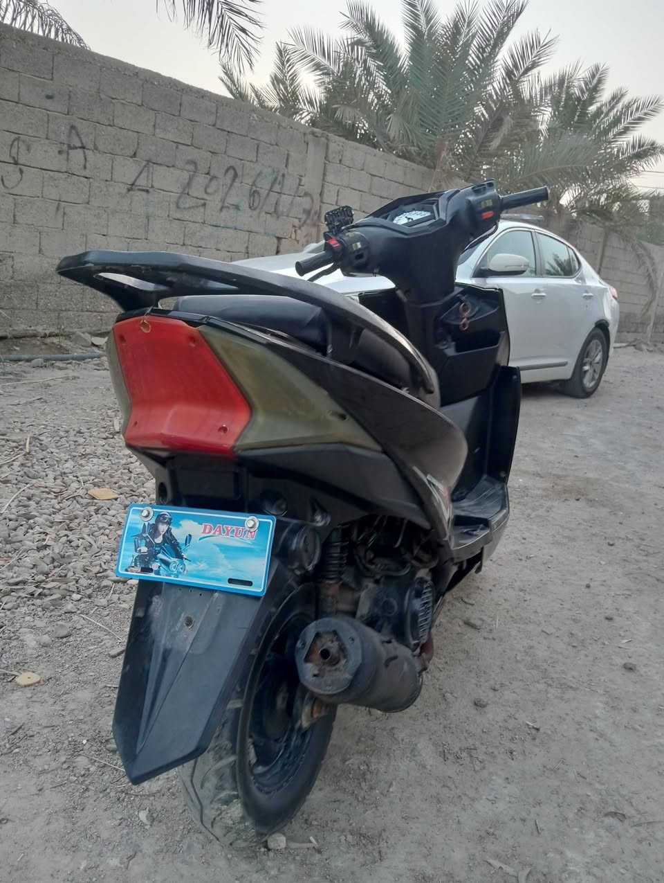 السلام عليكم
دراجه سكنس للبيع 
الدراجه حلوة ونضيفه 
مكينتها ناعمه كلش ما تنسمع
 نكرة سلف تشتغل 
كهربائيات كلها شغاله لايت عالي ناصي ورماش و بيها رماشات زرك خلفي وامامي 
كفراتها كاملة ونضيفه 
السعر 300 وبيها مجال 
مكاني ناصرية الاسكان الصناعي 
رقمي *********** بي واتساب وشريحه
