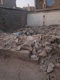 ٧٥م • واجهة ٧٫٥م • بشارع الحاج الواثق