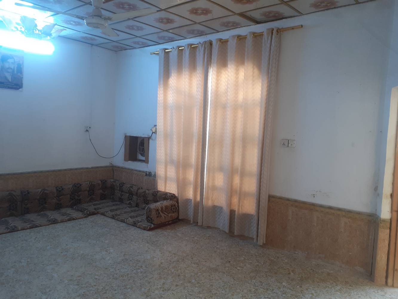 النجف • ٢٠٠م • غرفتين