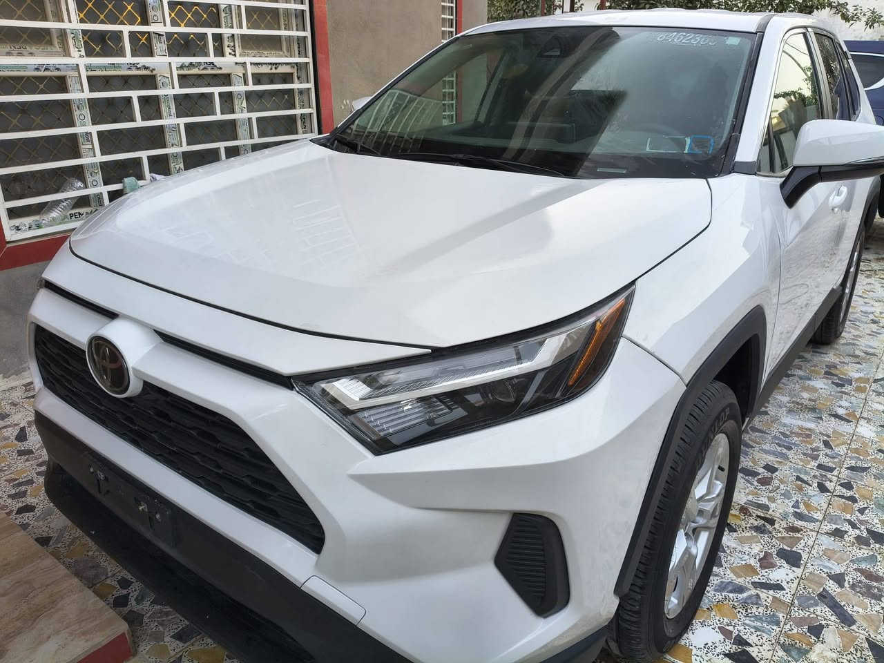 2024 Toyota RAV4 LE 4WD
للبيع تيوتا راف فور 2024

وارد امريكي

ماشيه 6 آلاف مايل يعني تقريبا زيرو

الضرر الضربه بالويل ومبدل فيها جاملغ ودعاميه وشويه تصليح شطحات بالجوانب

الموصفات 

محرك بانزين 2500

تحكمات القيادة ECO, NORMAL, SPORT SNOW, MUD & SAND, ROCK & DIRT

مساعد قيادة

كامرة خلفية 

زاوية عمياء

مثبت سرعة

رادار امامي

Car play & Android auto 

مرقمه بغداد والسعر 222وبيها  مجال

رقم الهاتف ***********
