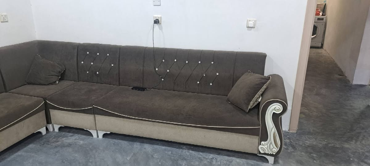 طقم جلوس • ١٠نفر • نظيف
