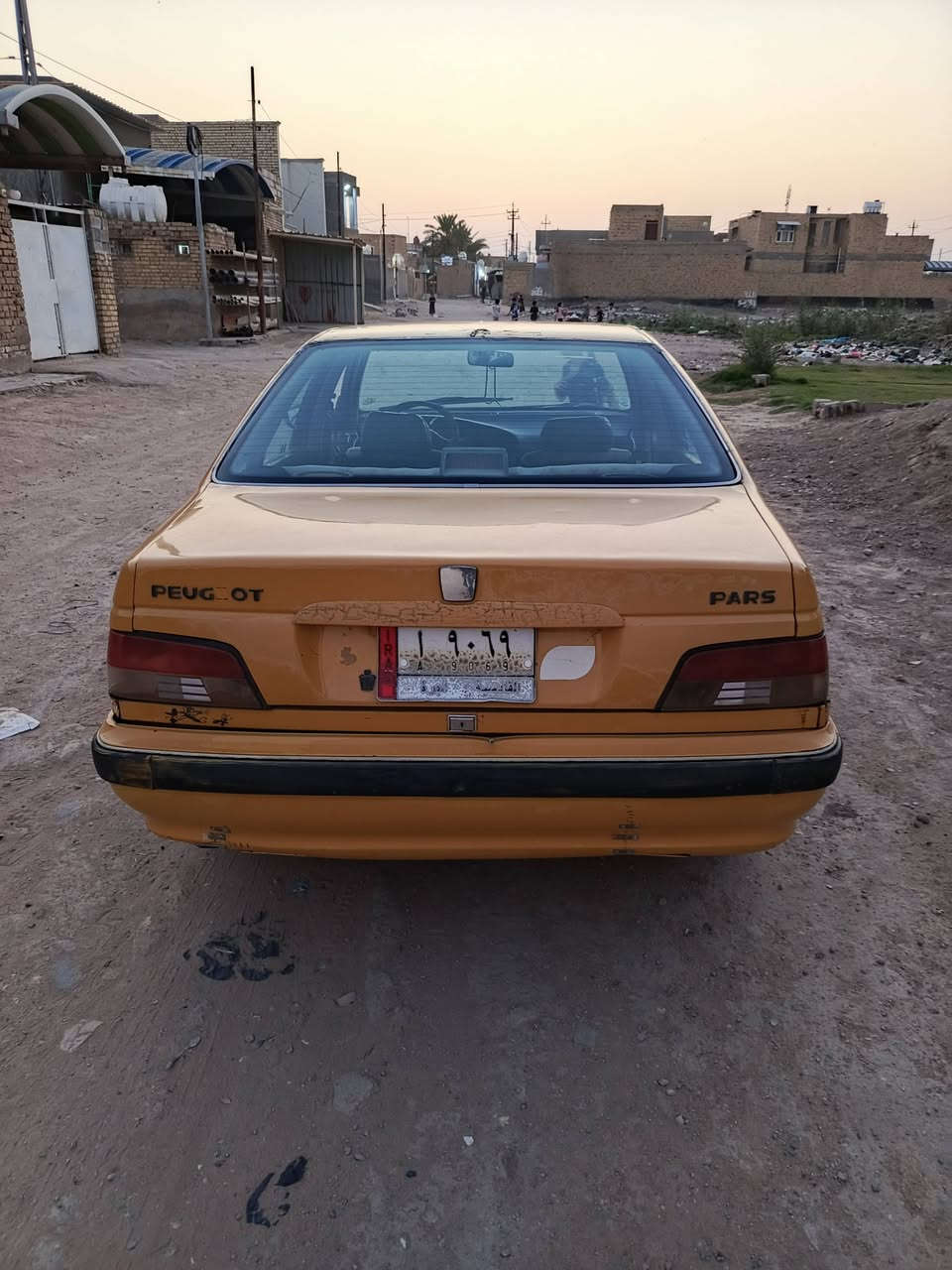 السلام عليكم بيجو بارص موديل 2013 مكينه كير مكفولة حداديه نص عمر كهربائيات شغاله راعيه يمي سنويه ل ٢٨ مكانه الديوانية عفك السعر ٢٤ لاستفسار ***********
