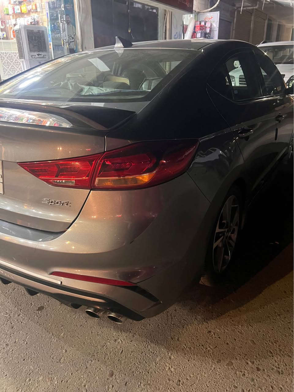 النترا وراد امريكي سبورت فول مواصفات ٢٠١٨ صور الحادث مرفقة بالمنشور 
وبيها ٣ قطع كلير امريكا بدون حادث 
رادار
بصمه
شفتات
كشن تدفئة
فتحة
بصمه
شاشه جبيرة
سيارة فئة سبورت فول مواصفات
السيارة جاهزة بدون نقص 
كير محرك صدر تايرات تبريد بدون مصرف نهائيا 
رقم بغداد مشروع وطني باسمي 
ماشيه ٩٨
السعر ١٠٣ 
العنوان صلاح الدين / الدور
*********** تكريت, صلاح الدين

نص مكتوب في الصور:
- RH OM 000-20904711 - 10/23/2017 INSURANCE AUTO AUCTIONS, INC. - IAAI.COM 000-20904711 - 10/23/2017 INSURANCE AUTO AUCTIONS, INC. - IAAI.COM
- 000-20904711 - 10/23/2017 INSURANCE AUTO AUCTIONS, INC. - IAAI.COM
- 000-20904711 - 10/23/2017 INSURANCE AUTO AUCTIONS, INC. © - IAAI.COM