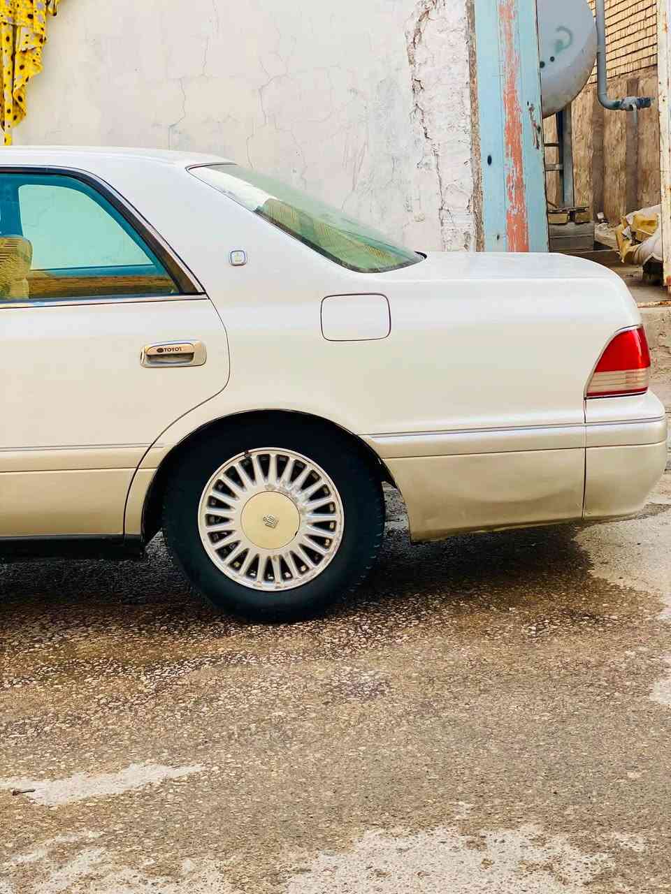 سلام عليكم راس ثور للبيع او المراوس
كصتين رقم انبار سنويه ٢٨ 
مكينه ٣ لاف 
حداديه جديده كير جديد تبريد ستوني مسوي مكينه بيه صوت كام شفت 
سياره مري شفط كشنات كهرباء
هيترات بالمري 
جنجر ١٢ 
شاشه مضخم صوت 
سعره ٦٥ بيه مجال مكاني نجف 

‭***********‬ 
***********
***********
