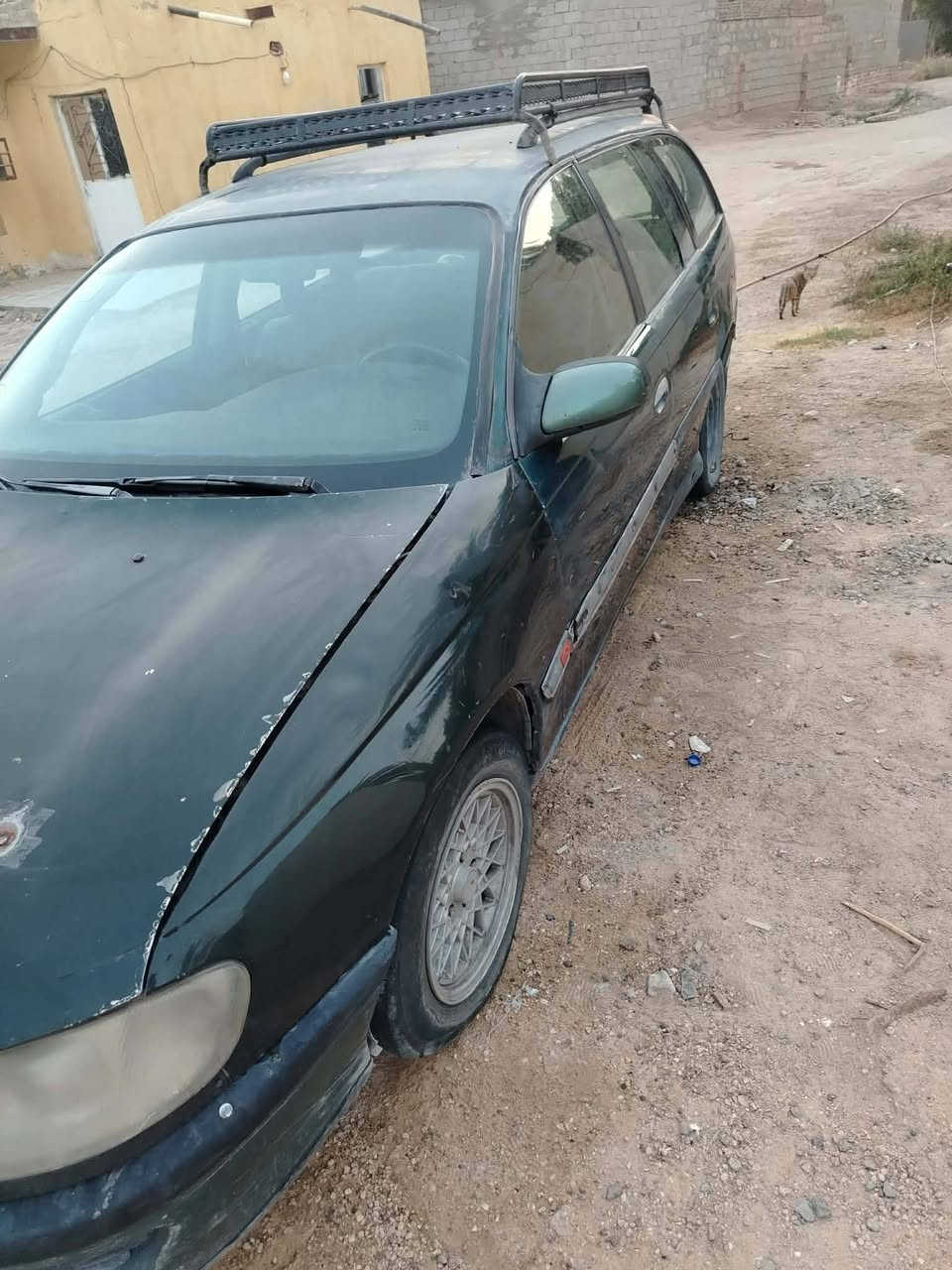 اوميكا 
ستيشن اخضر،غير  محدد 
موديل 1995
كير مكينه بطه اوتوماتيك 
سياره خير من الله  
السعر المطلوب ٣٢ وبيه مجال حك جيه 
مكان محاويل 
***********

