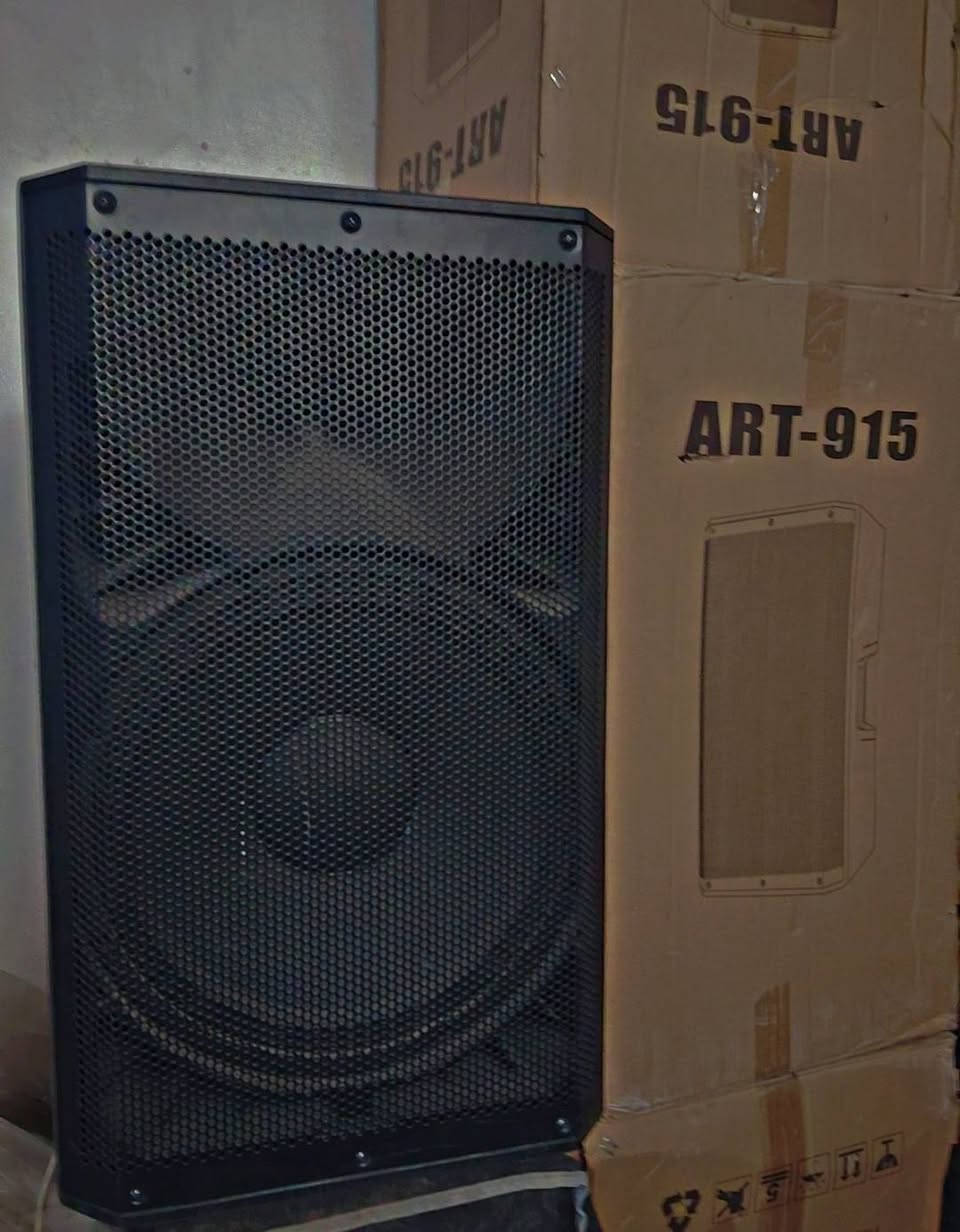 سماعات  ART-915 
سماعات  ART-915 عدد 4 
صوتيات اخو جديد هنه والجنط والكارتونه مالتهن 
الزوج 450 و بيهن مجال خدام الحسين 
كربلاء المقدسة... ***********
@إشارة
