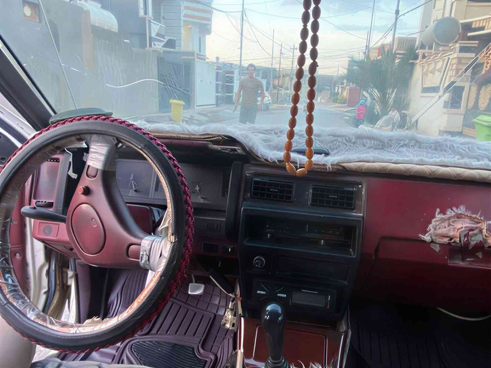 سلام عليكم بيكم نيسان موديل 1989 رقم انبار الانكليزي بأسمي تحويل ثاني يوم سيارة جاهزة على آخر حباية زوج تايرات جديد برجستون الاصلي مكينة وكير بلاديات كهربائيات كلها شغالة السعر 35$ وبيها مجال للأستفسار***********
