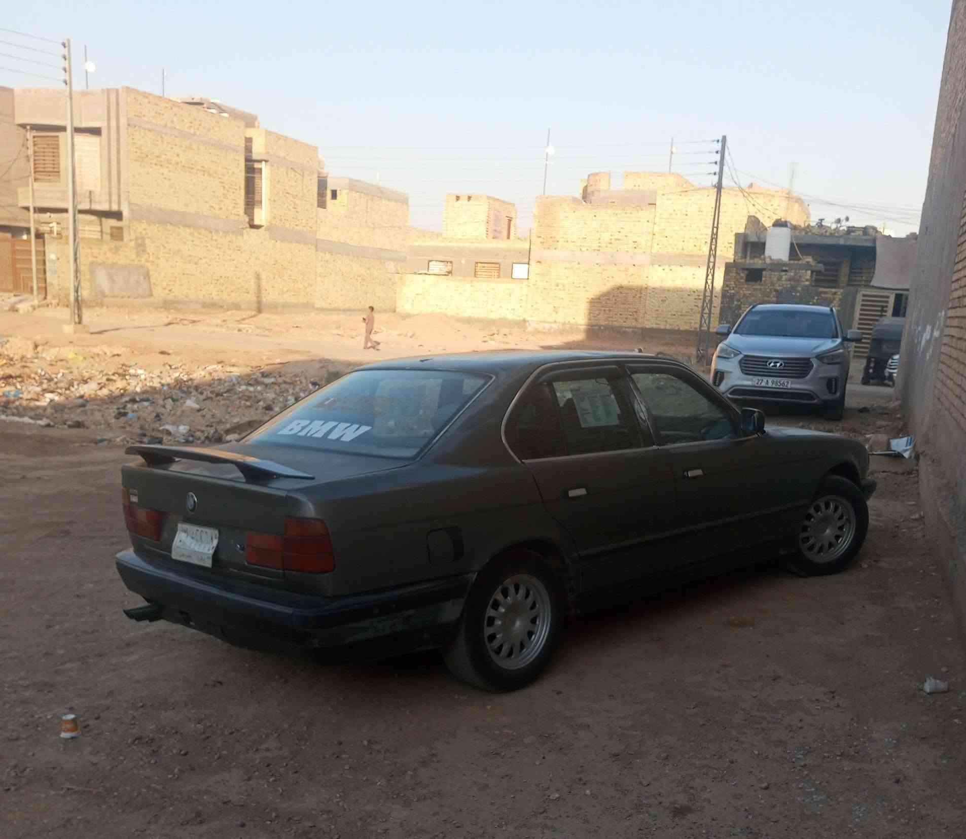 السلام عليكم
بي ام525 رقم ديالى 
بيع او مراوس حسب القناعه
السعر 39
***********
***********
