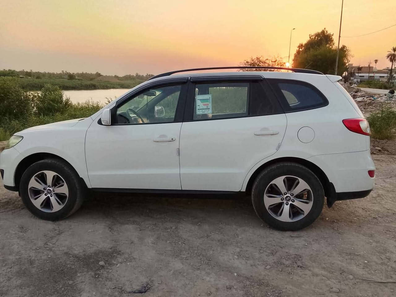السلام عليكم هونداي سنتافيا  خليجي موديل 12 محرك 2400 تبريد 3قطع 7راكب رقم أربيل باسمي تحويل مباشر مكينه وكير مكفولات بيها بارد موضح بسونار السعر 150 العنوان واسط قظاء العزيزية رقم الموبايل ***********
