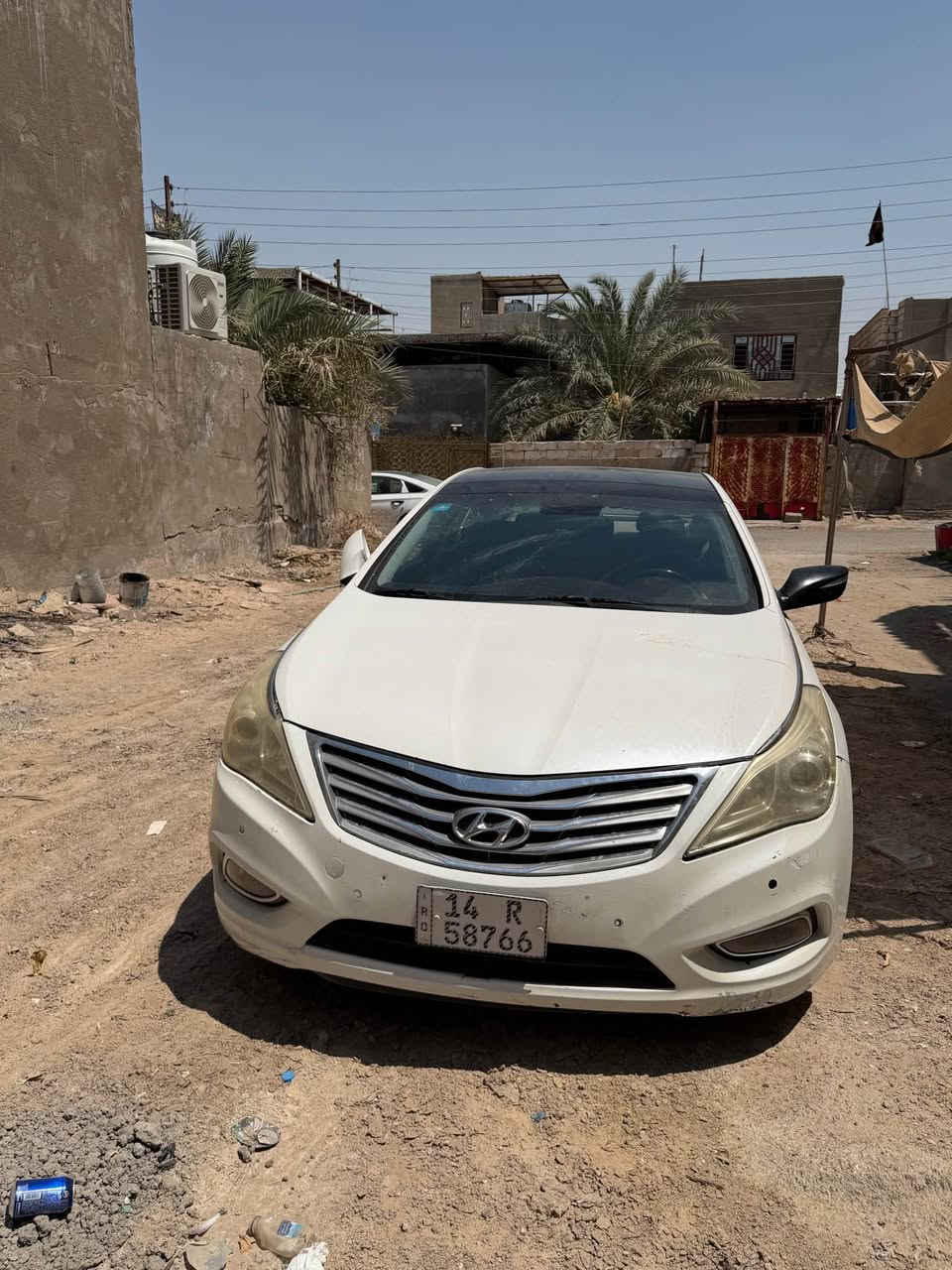 السلام عليكم
هونداي ازيرا خليجي 2014 فول مواصفات 1/1 رقم بصرة حرة تحويل مباشر
- محرك 3000 6 سلندر
- بانوراما و بردات جانبية و بردة خلفية كهربائية
- جاهزة من محرك و گير وتبريد و حدادية
- صبغ مكان واحد و بارد مكان واحد
- رقم بصرة حرة باسمي تحويل مباشر
- مكان السيارة البصرة - ابي الخصيب - اللباني
- السعر المطلوب 105 ورقة مع مجال بسيط
- للتواصل والاستفسار على الرقم *********** متواجد اتصال مع واتساب ابو الخصيب, البصرة
