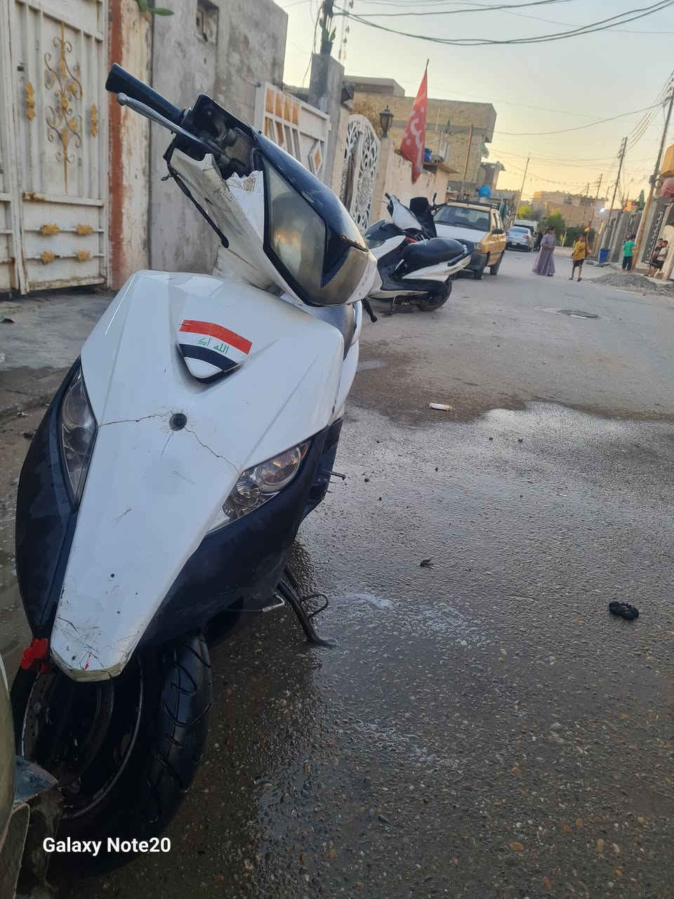 ماطس ثعلب شغاله كله بس فقط القبق نال هندر مكسور البارحه نكسر قيم يعجبني سعرك ابيعلك بغداد شعب ***********

نص مكتوب في الصور:
- Galaxy Note20