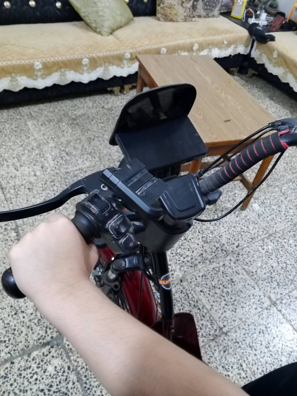 حجم ٢٠كويل عقل ماعرف يشتغلن لا ابيع كوم حديد ٦٠ الف  ***********
