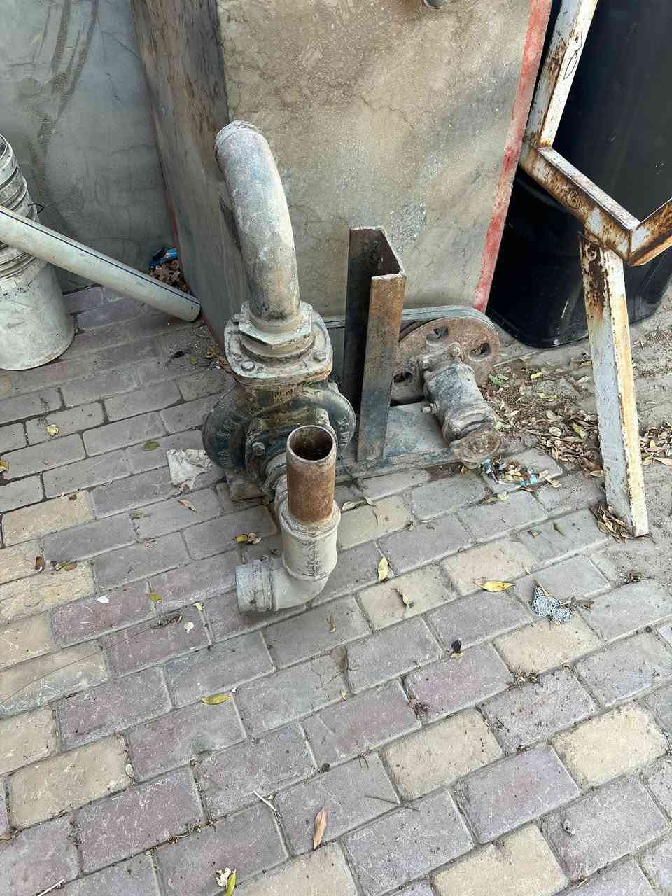 سلام عليكم من رخصت مدير الكروب للبيع خنزيره مياه شغاله لأكن متروكه السعر قيم بل يرضي الله ***********
