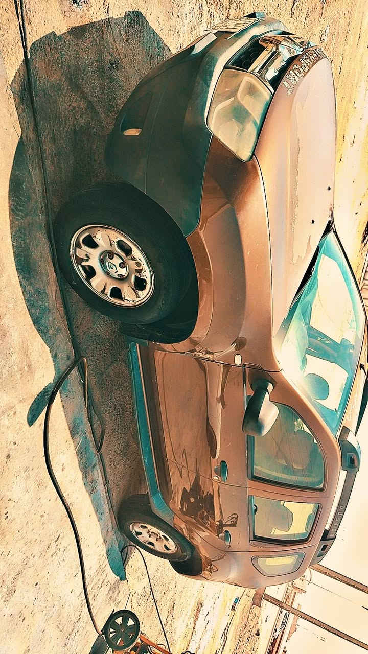 السلام عليكم للبيع رينو داستر 2016 سياره جاهزه من كلشي مابيها نقص حداديه تخم تاير كير محرك جيد جدآ رقم ذي قار مكاني
ذي قار مركز السعر 85 وبيها مجال ***********
