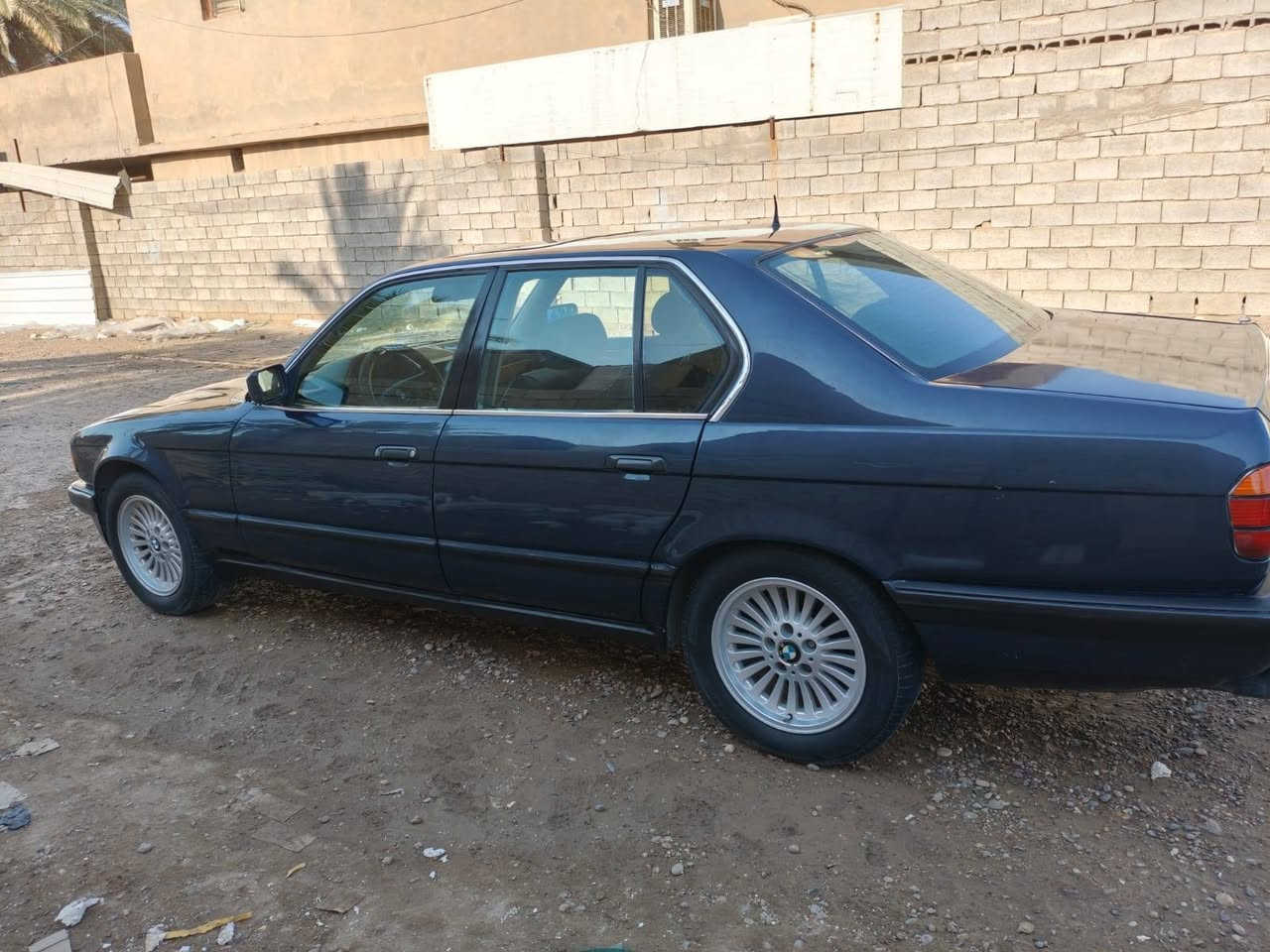 بيم حجم 735 محرك مفتوح رقم بغداد دولي باسمي السنوية ل 28 مديل 92 كير ومحرك شرط كهربائيات من دعامية للدعامية شغالة فتحت سقف الجام ويا الاسويج تبريد شغال مابيها قطرة معجون مكان السيارة سامراء السعر 55 وبيها مجال بسيط ***********
